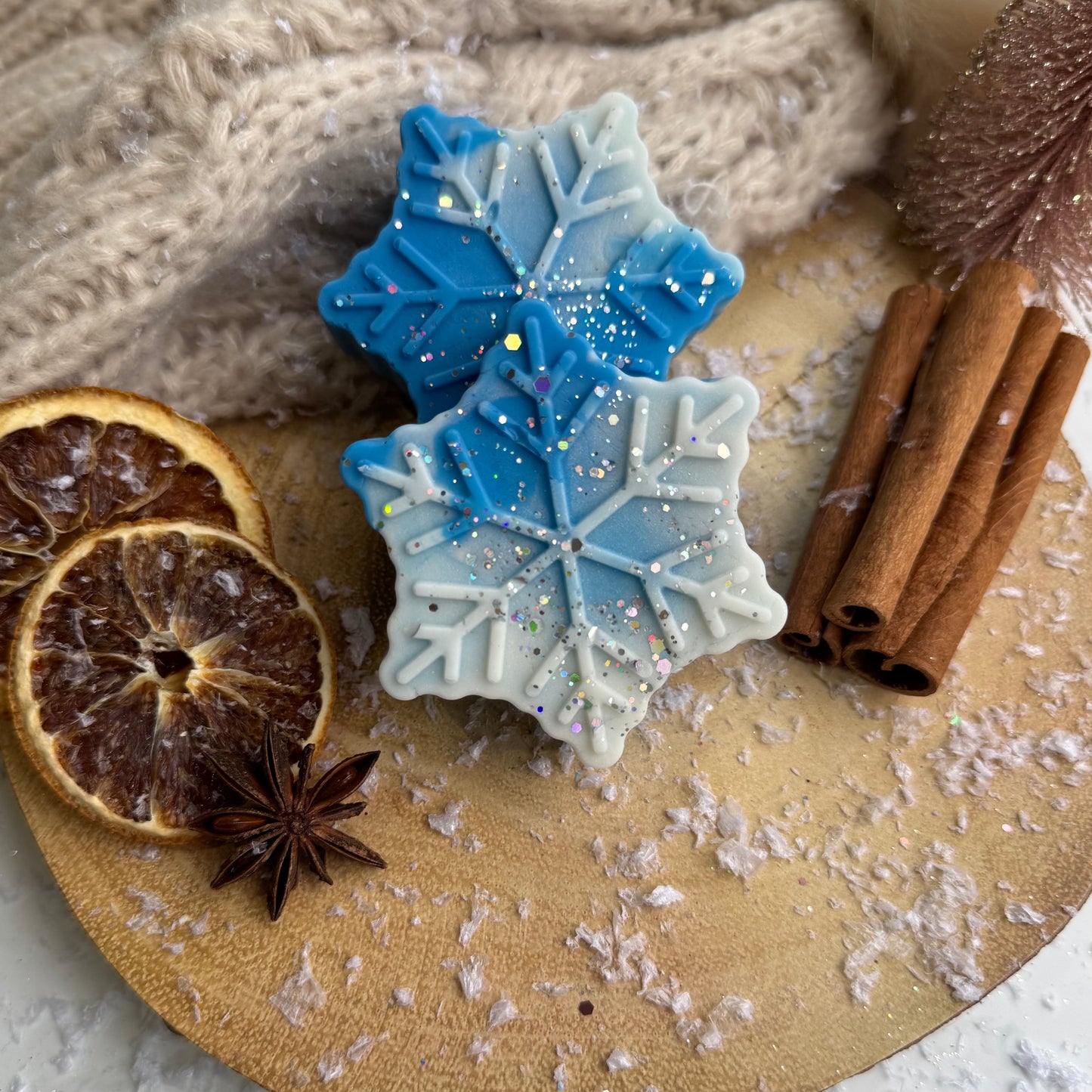 Frosted Eucalyptus & Vanilla Frosting Snowflake